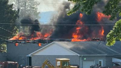 Fire burns through building at golf course in Westmoreland County