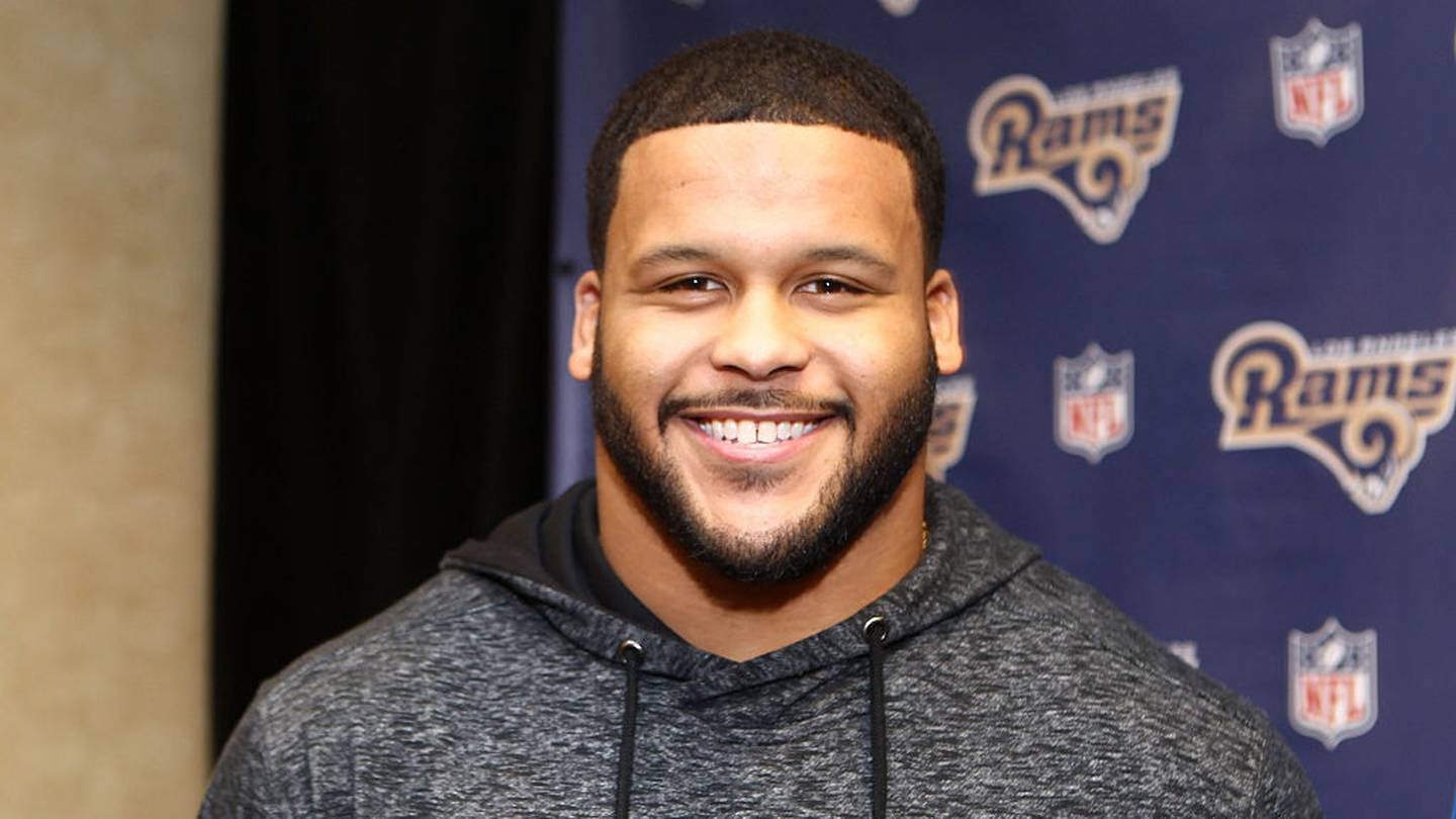 All-Pro Aaron Donald returning to LA Rams with a big raise