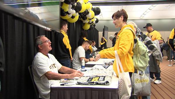 PHOTOS: Hundreds of fans turn out to first PiratesFest in 5 years