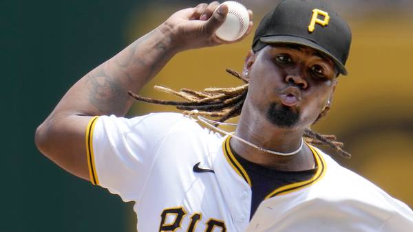 Pirates rally but Aroldis Chapman blows save in Pirates’ 3-2 loss to Mets