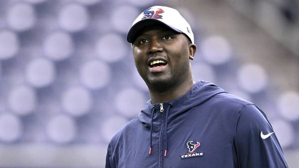 Steelers interview rising young Texans QB coach for OC opening