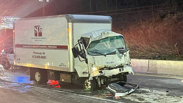 2 injured in PRT bus crash on busy Ross Township road