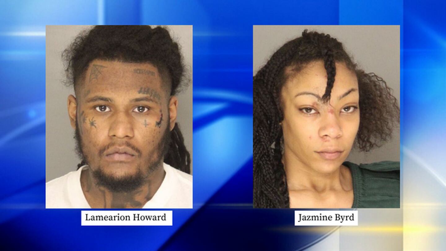 两人被控在匹兹堡抢劫一名男子，并引发警车追逐致车祸