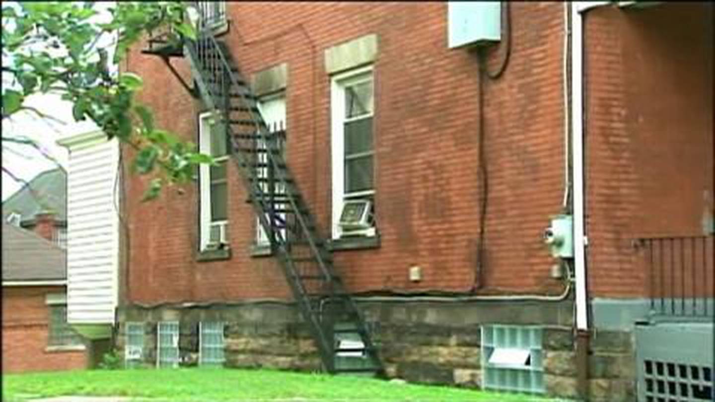 Police Man Breaks Into Shadyside House Through Air Conditioning Unit Wpxi 2141