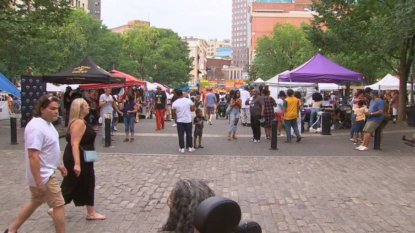 Pittsburgh Soul Food Festival serving food over holiday weekend