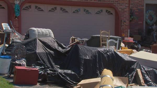 Severe hoarding situation has neighbors concerned, frustrated in Plum