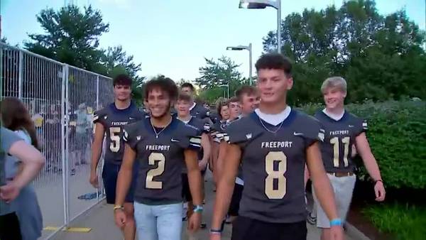 Freeport football player uses his Make-A-Wish to get new team jerseys