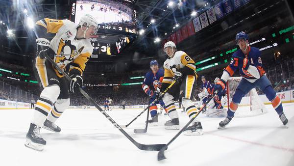 Islanders top Penguins, 5-4, to finish regular season