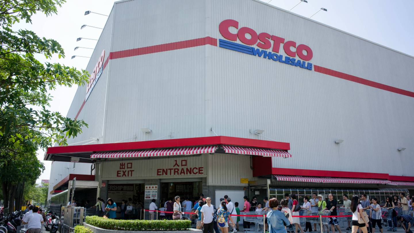 Costco starting pay is about to go up by 1/hour WPXI