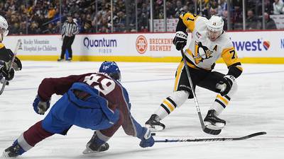 Avalanche of late goals buries Penguins, 5-4, in OT