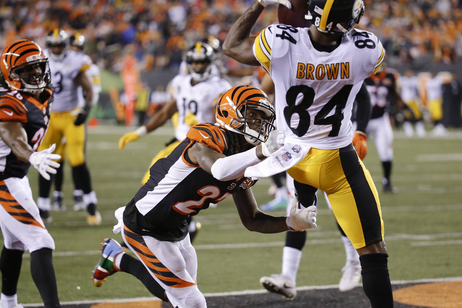 JuJu SmithSchuster apologizes for hit on Burfict WPXI