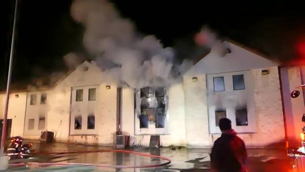 Old Days Inn hotel in New Castle catches fire overnight