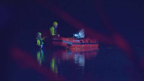 Dive team called to Peters Township reservoir where vehicle went into water