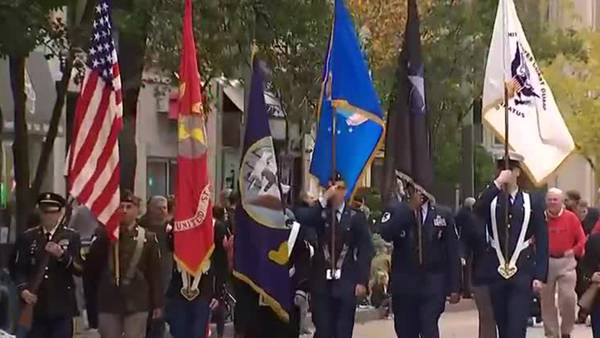 Pittsburgh salutes veterans with 102nd parade