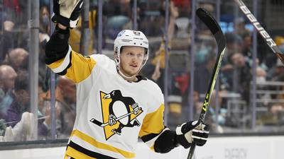 Former Pittsburgh Penguins star Jake Guentzel inks 7-year deal Tampa Bay Lightning