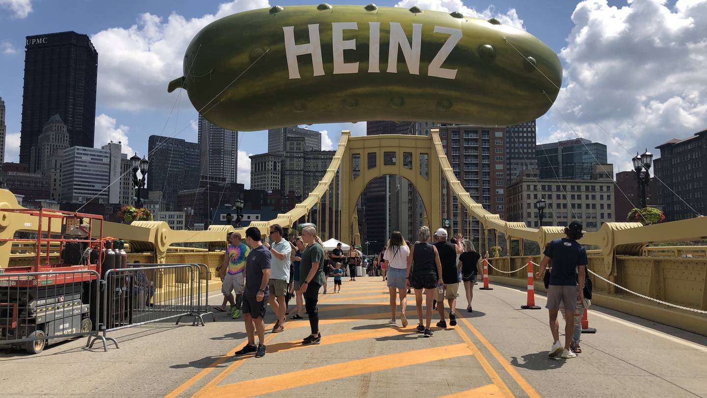 🥒 ‘Picklesburgh’ will return to Downtown Pittsburgh this summer WPXI