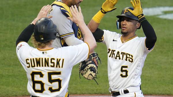Backup catcher Perez’s 3 HRs help Pirates beat Brewers 8-7 