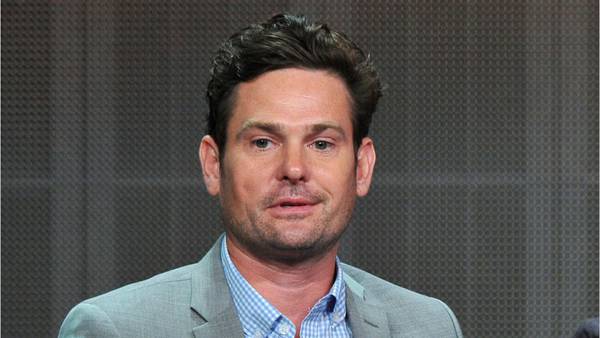 Henry Thomas, child star in 'E.T.' arrested for DUI