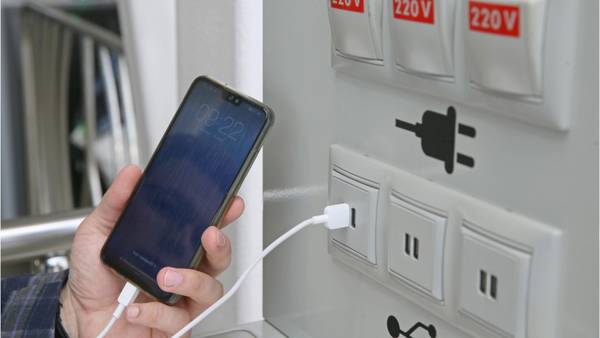 Are public phone charging stations safe, secure? Officials say no