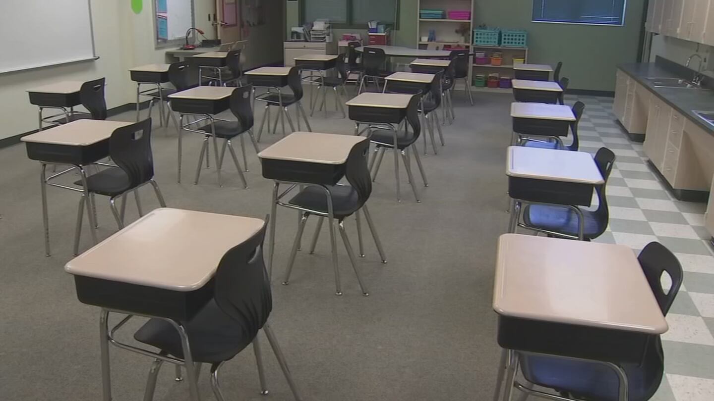 匹兹堡特许学校教师被指控在留堂期间殴打学生