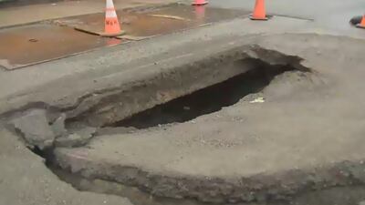 Car-sized sinkhole shuts down part of McKeesport road 