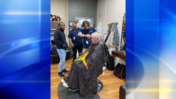 Students give free haircuts to veterans in Fayette County