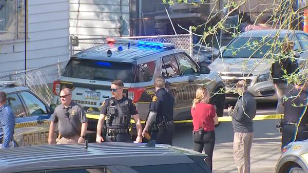 Suspect shot by police in Pittsburgh after allegedly holding woman, child in car against will