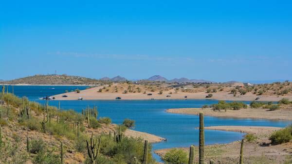 Woman dies after her leg was amputated in a boating accident in Arizona