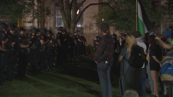Mayor, county executive meet with protesters on Pitt’s campus to come to peaceful resolution