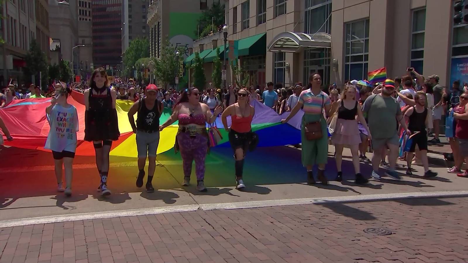 Thousands flock to Pittsburgh to kick off Pride Month celebrations WPXI
