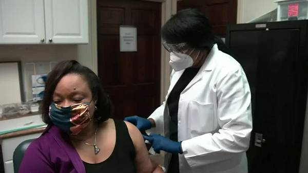 Doctors working to improve vaccination rates among pregnant Black women