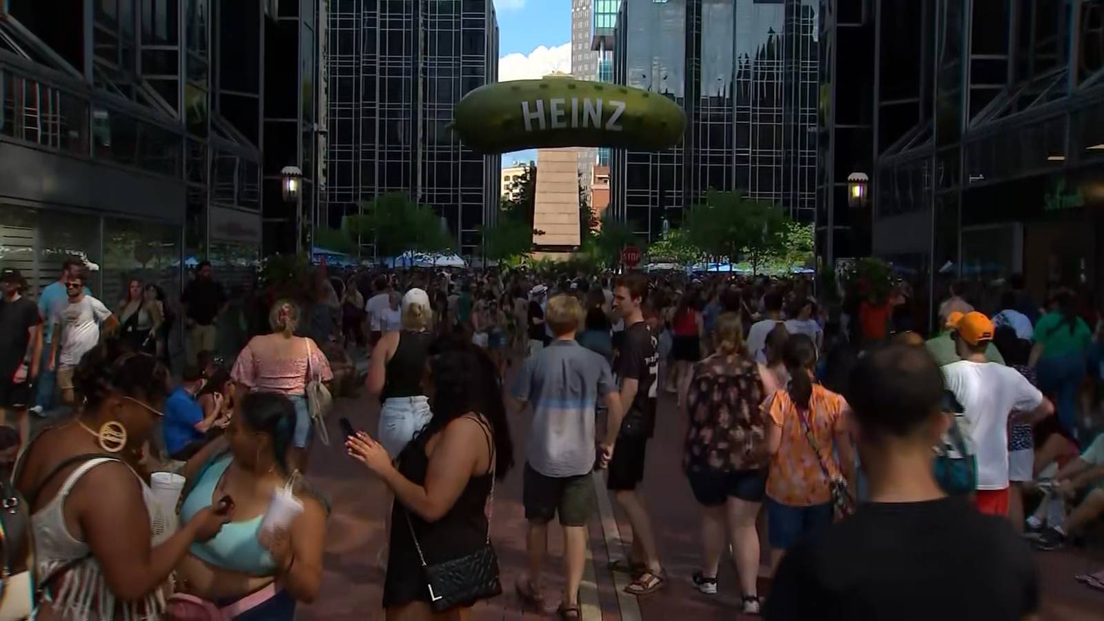 Thousand of people visit Pittsburgh to enjoy Picklesburgh 2023 WPXI