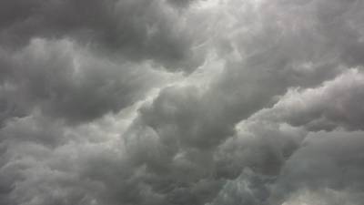 Showers, thunderstorms possible Monday as stretch of hot weather continues
