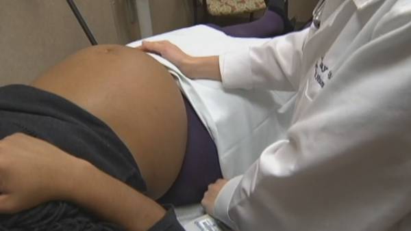 Pennsylvania lawmakers push to expand access to doulas to improve Black maternal health