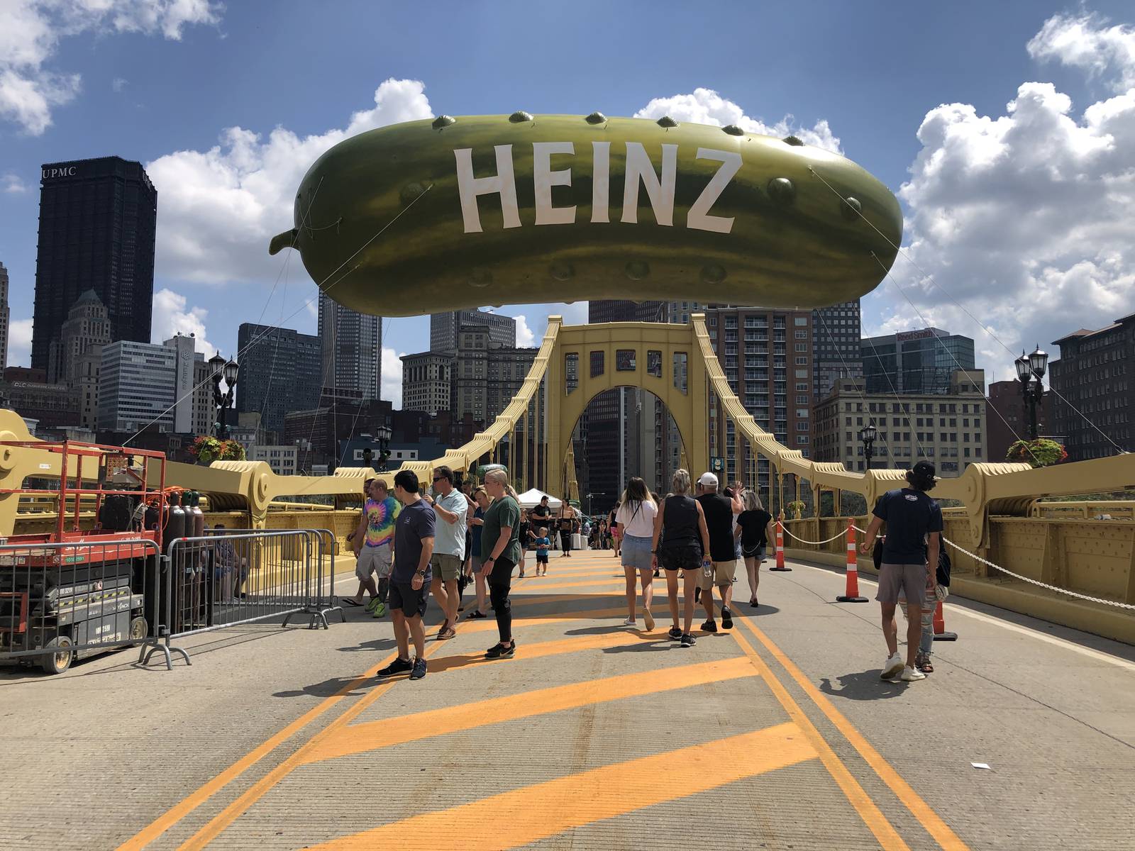 🥒 ‘Picklesburgh’ will return to Downtown Pittsburgh this summer WPXI