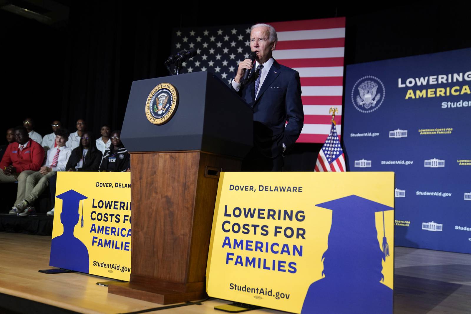 Appeals court allows part of Biden student loan repayment plan to go