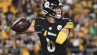 Steelers rookie QB Kenny Pickett makes debut against Jets