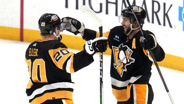 Penguins top Flyers, 7-6; playoff fate back in their hands