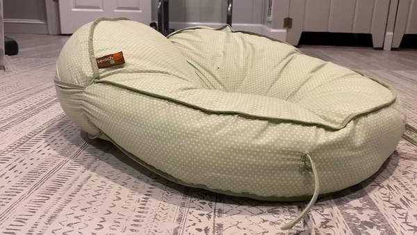 CPSC warns parents to stop using Leachco infant loungers