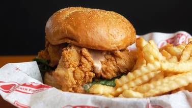 Raising Cane’s opening first Pittsburgh-area location