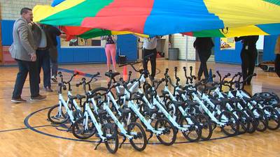 PHOTOS: HDR Foundation brings Learn-to-Ride bike program to Pittsburgh Elementary Schools