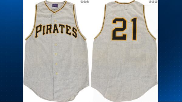 Jersey worn by Roberto Clemente during 1960 World Series-winning season up for auction 