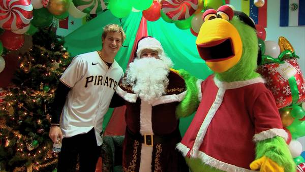 Pittsburgh Pirates drop off toys at local community center