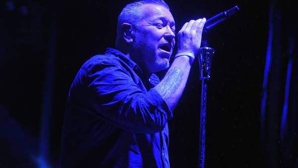 Steve Harwell, co-founder of Smash Mouth, dies
