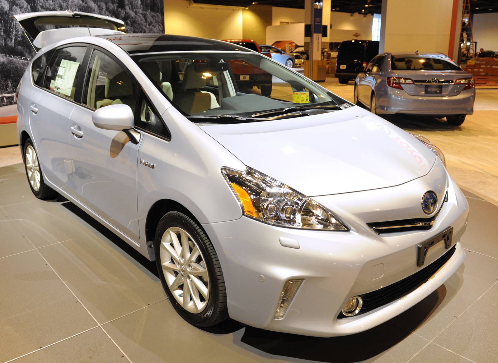 Recall alert Toyota recalls 267K Prius, Prius v vehicles in U.S. for