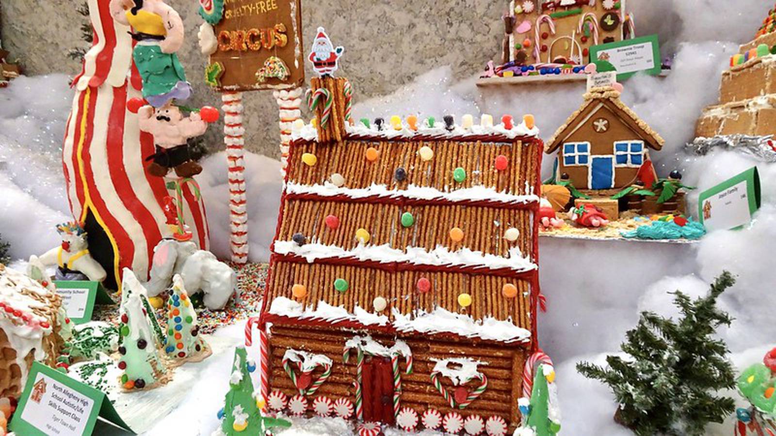PHOTOS Gingerbread Houses at Pittsburgh's CityCounty Building WPXI