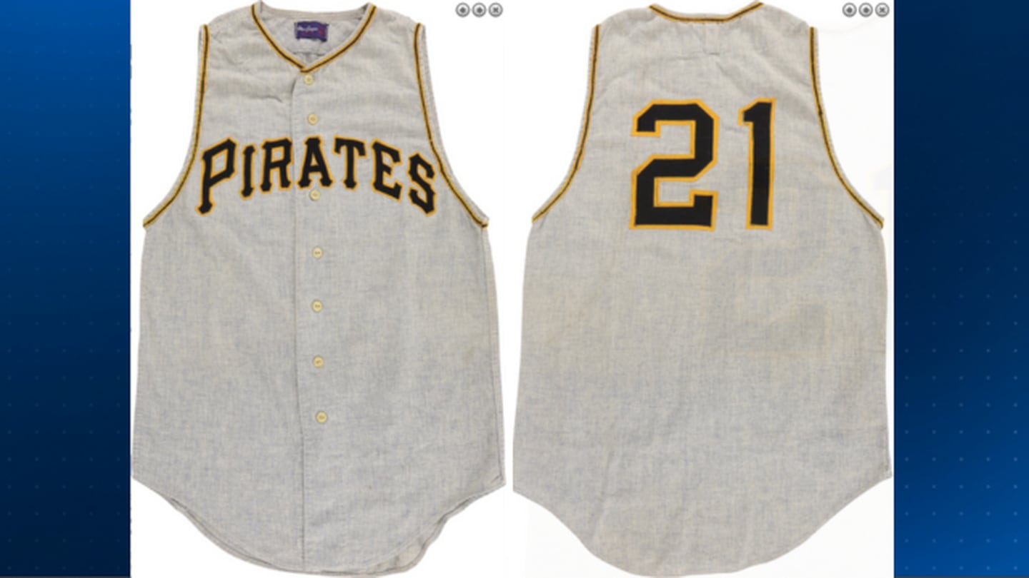 Roberto Clemente’s 1960 World Series-Winning Jersey to Be Auctioned – WPXI