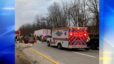 3 children, 2 adults injured in crash on I-79 in Amwell Township