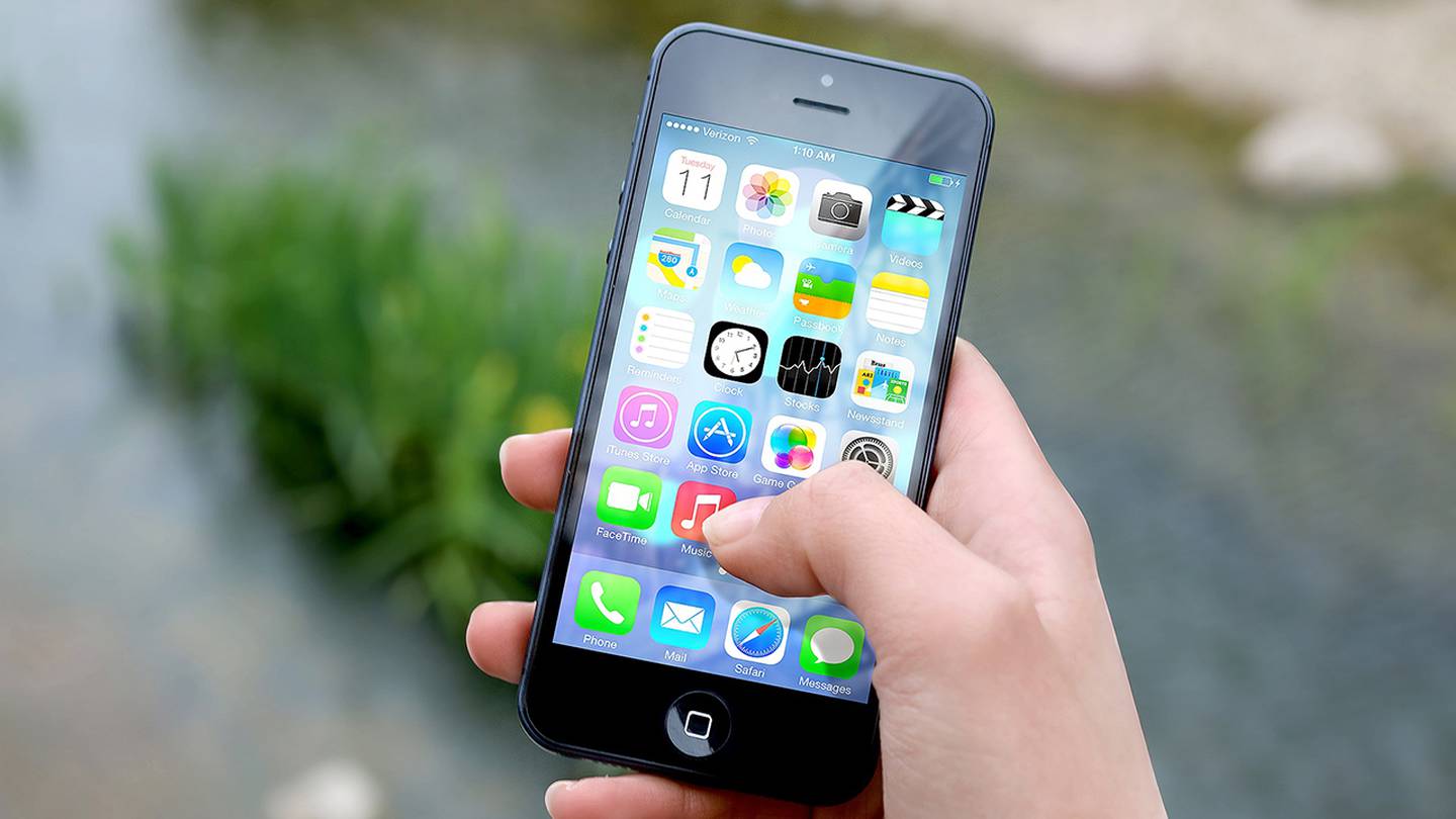 Researchers Websites Infected Iphones With Spyware Wpxi