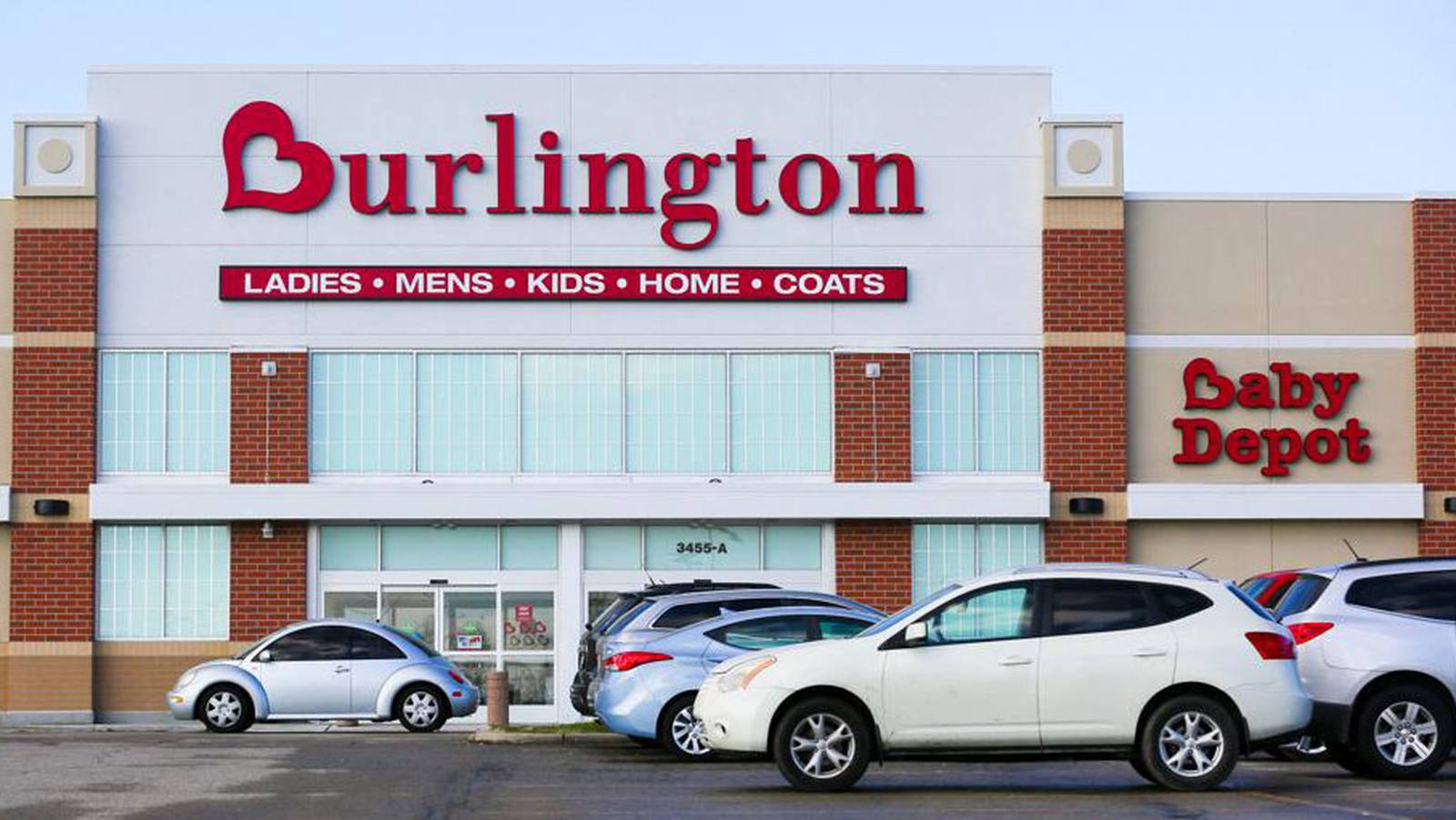 Burlington opening 50 new stores in continued expansion, bucking latest